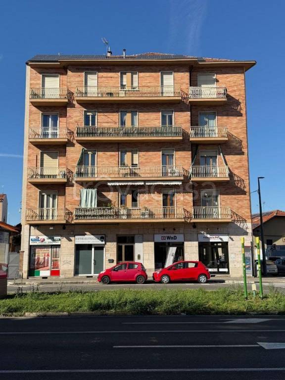 appartamento in vendita a Torino in zona Parella