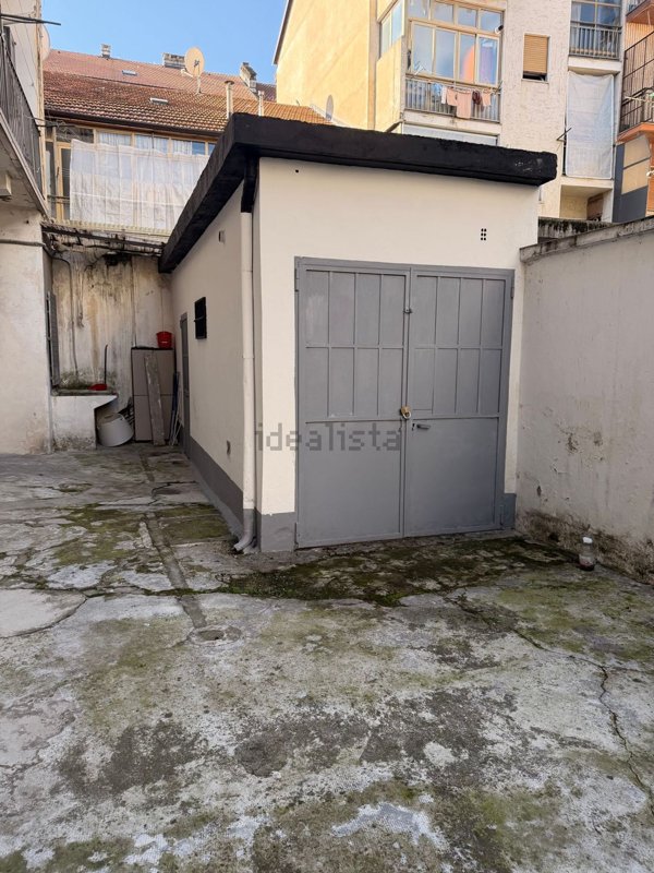 locale di sgombero in vendita a Torino in zona Borgata Vittoria