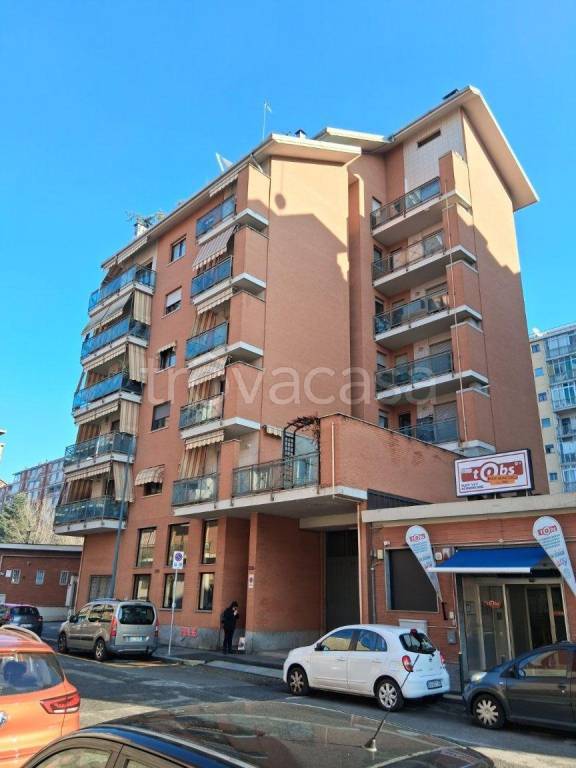appartamento in vendita a Torino in zona Santa Rita