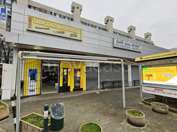 negozio in vendita a Torino in zona Barriera di Milano