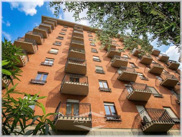 appartamento in vendita a Torino in zona Mirafiori Sud