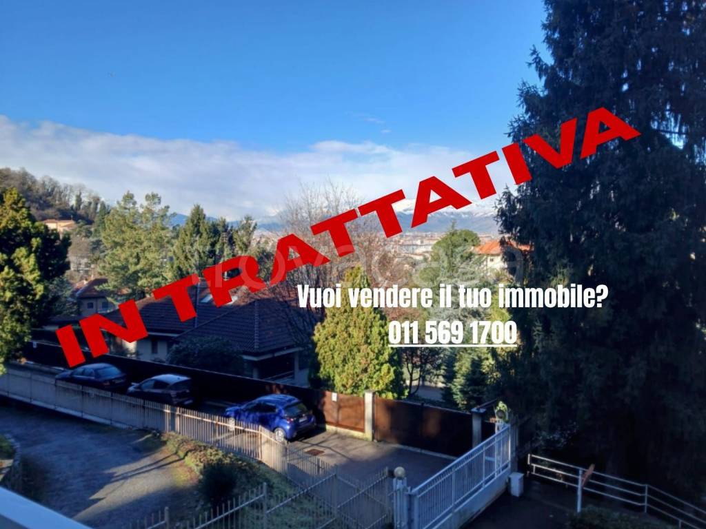 appartamento in vendita a Torino in zona Cavoretto