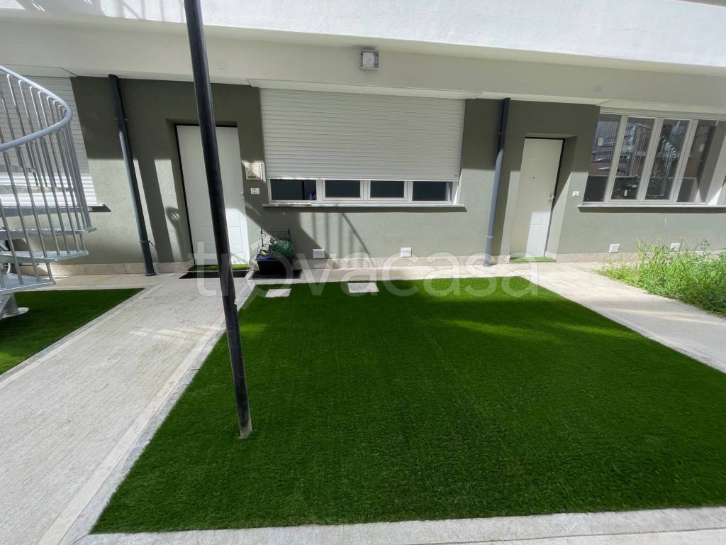 appartamento in vendita a Torino in zona Santa Rita