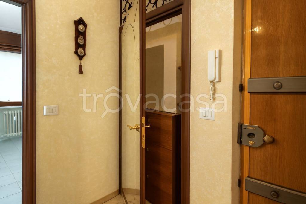 appartamento in vendita a Torino in zona Mirafiori Nord