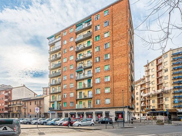 appartamento in vendita a Torino in zona Borgata Vittoria