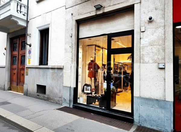 negozio in vendita a Torino in zona Cit Turin