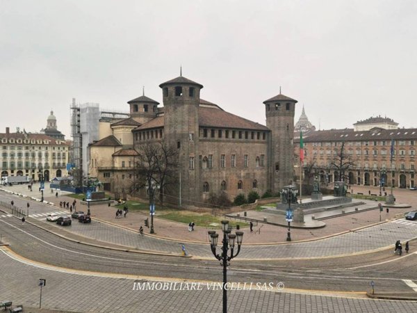 appartamento in vendita a Torino in zona Centro Storico