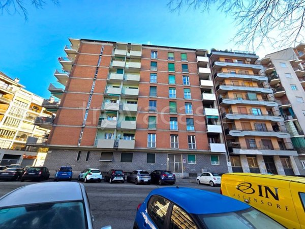 appartamento in vendita a Torino in zona Santa Rita