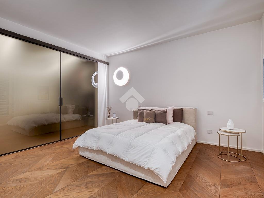 appartamento in vendita a Torino in zona Rosa