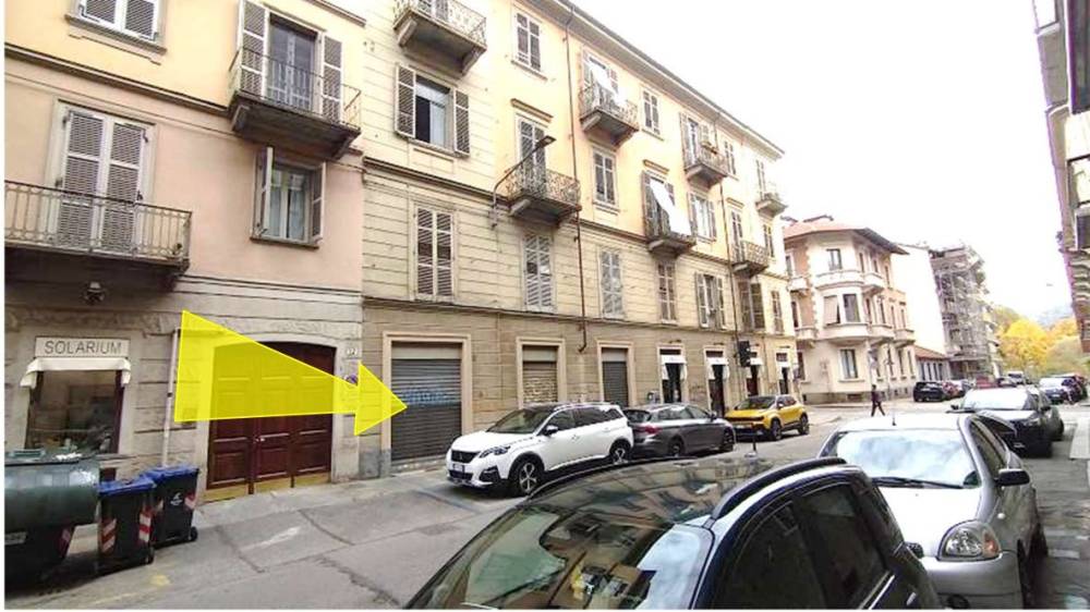negozio in vendita a Torino in zona Vanchiglia