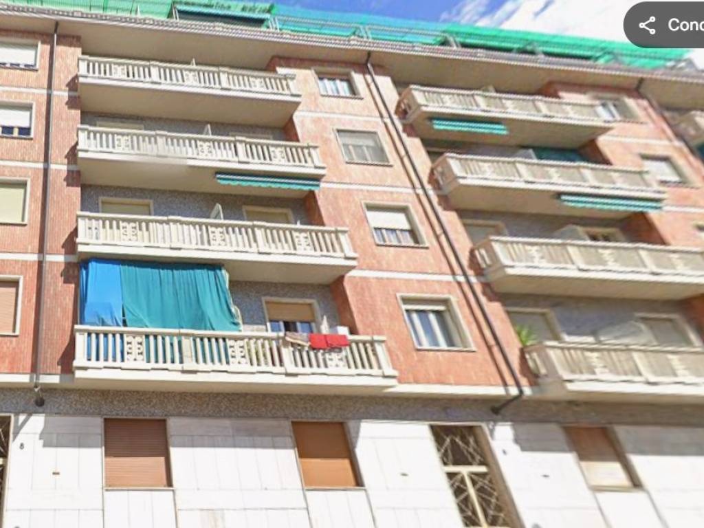 appartamento in vendita a Torino in zona Borgata Vittoria