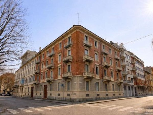 appartamento in vendita a Torino in zona Crocetta
