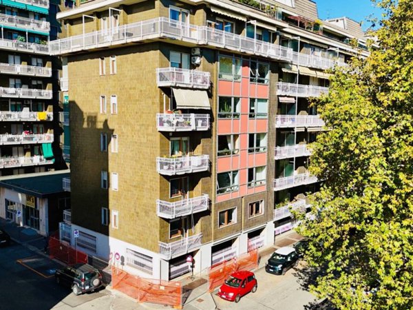 appartamento in vendita a Torino in zona Parella