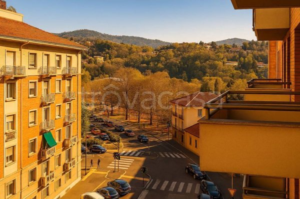 appartamento in vendita a Torino in zona Millefonti