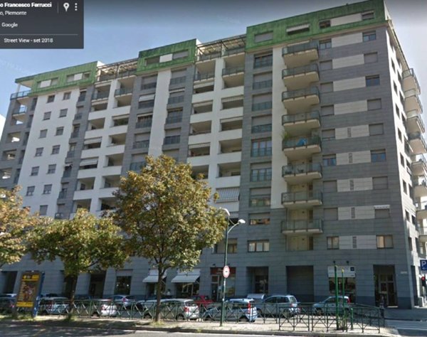 appartamento in vendita a Torino in zona Cenisia