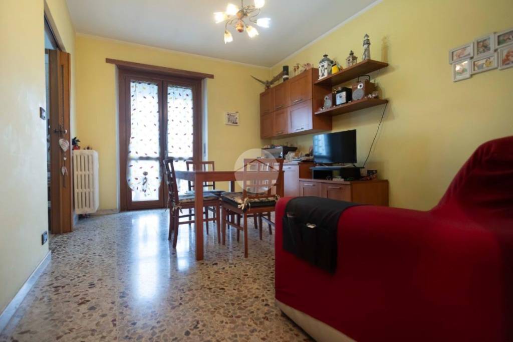 appartamento in vendita a Torino in zona Borgata Vittoria