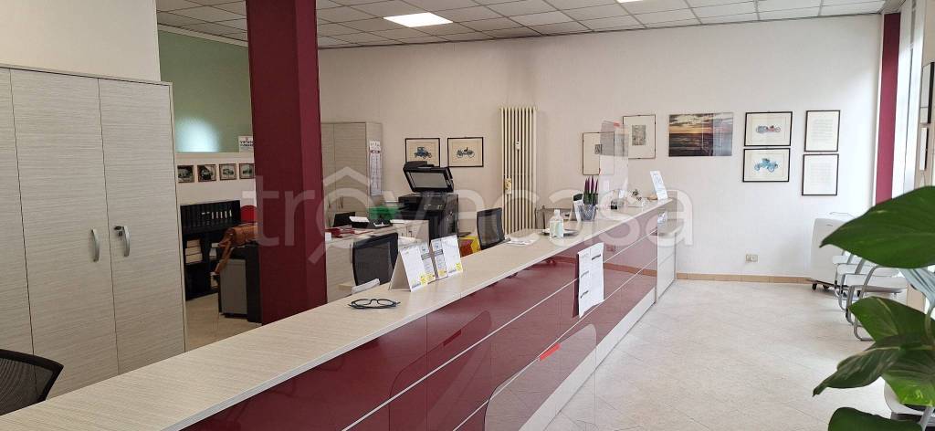 negozio in vendita a Torino in zona Borgo San Paolo