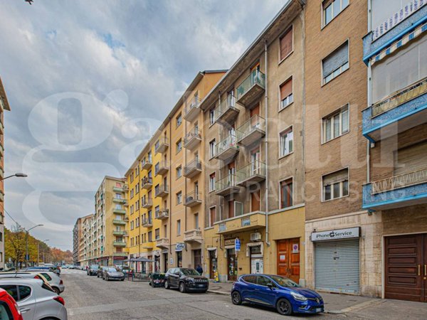 appartamento in vendita a Torino in zona Lingotto