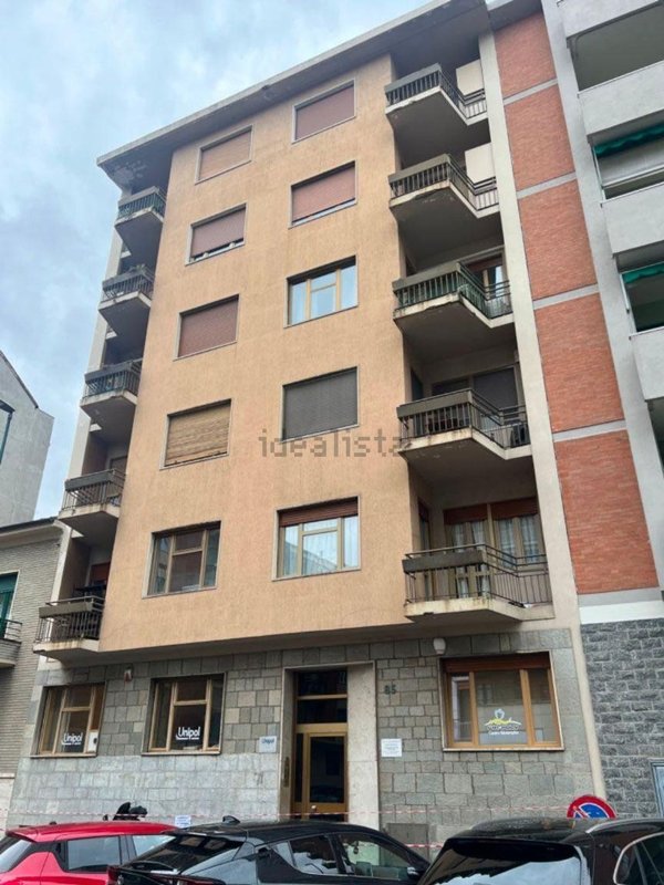 appartamento in vendita a Torino in zona Santa Rita