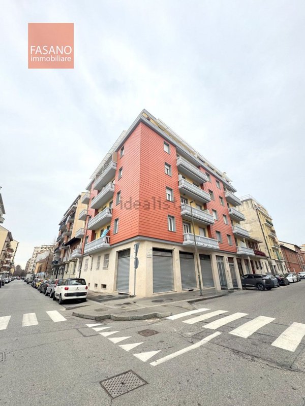 appartamento in vendita a Torino in zona Barriera di Milano