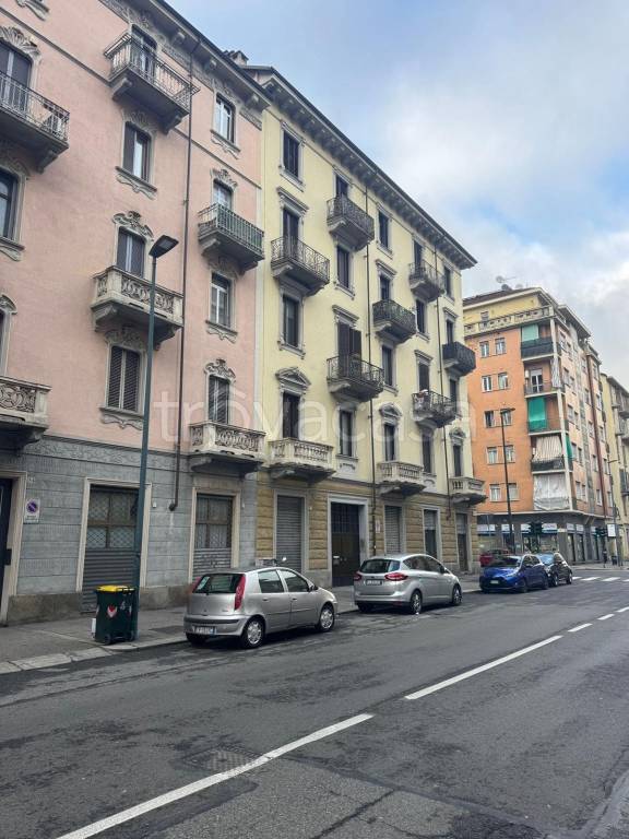 appartamento in vendita a Torino in zona Borgo San Paolo