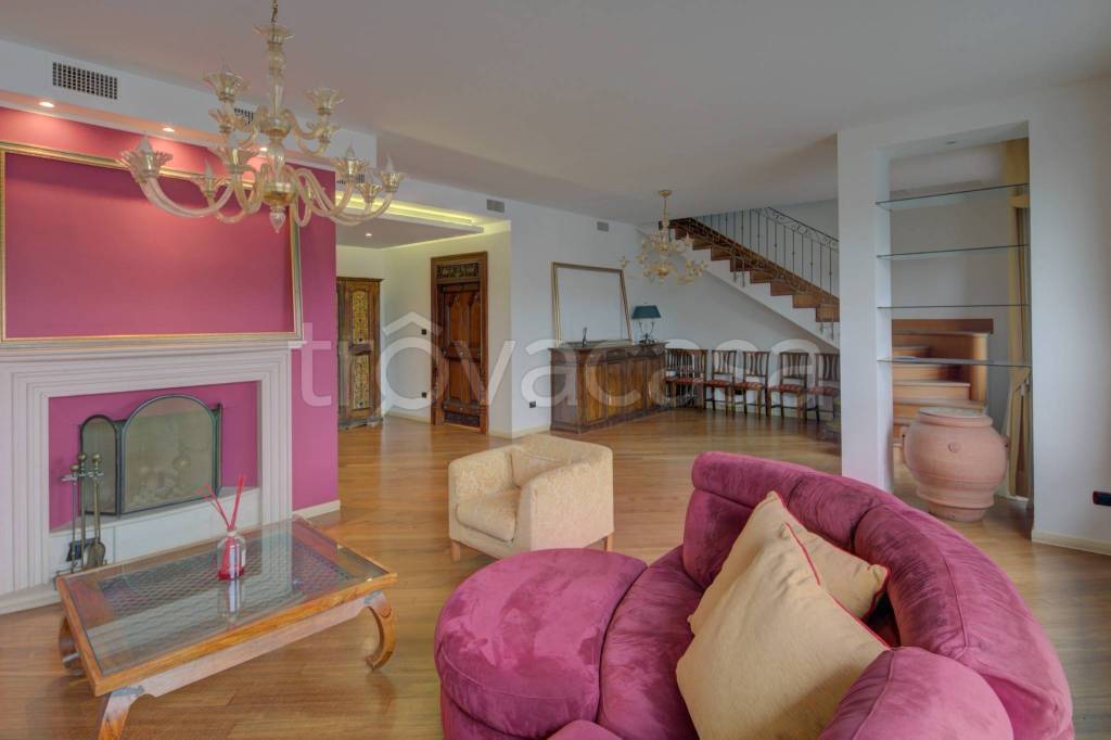 appartamento in vendita a Torino in zona Pozzo Strada