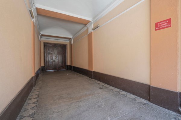 appartamento in vendita a Torino in zona Rosa