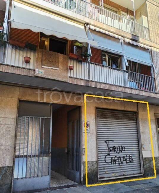 negozio in vendita a Torino in zona Aurora