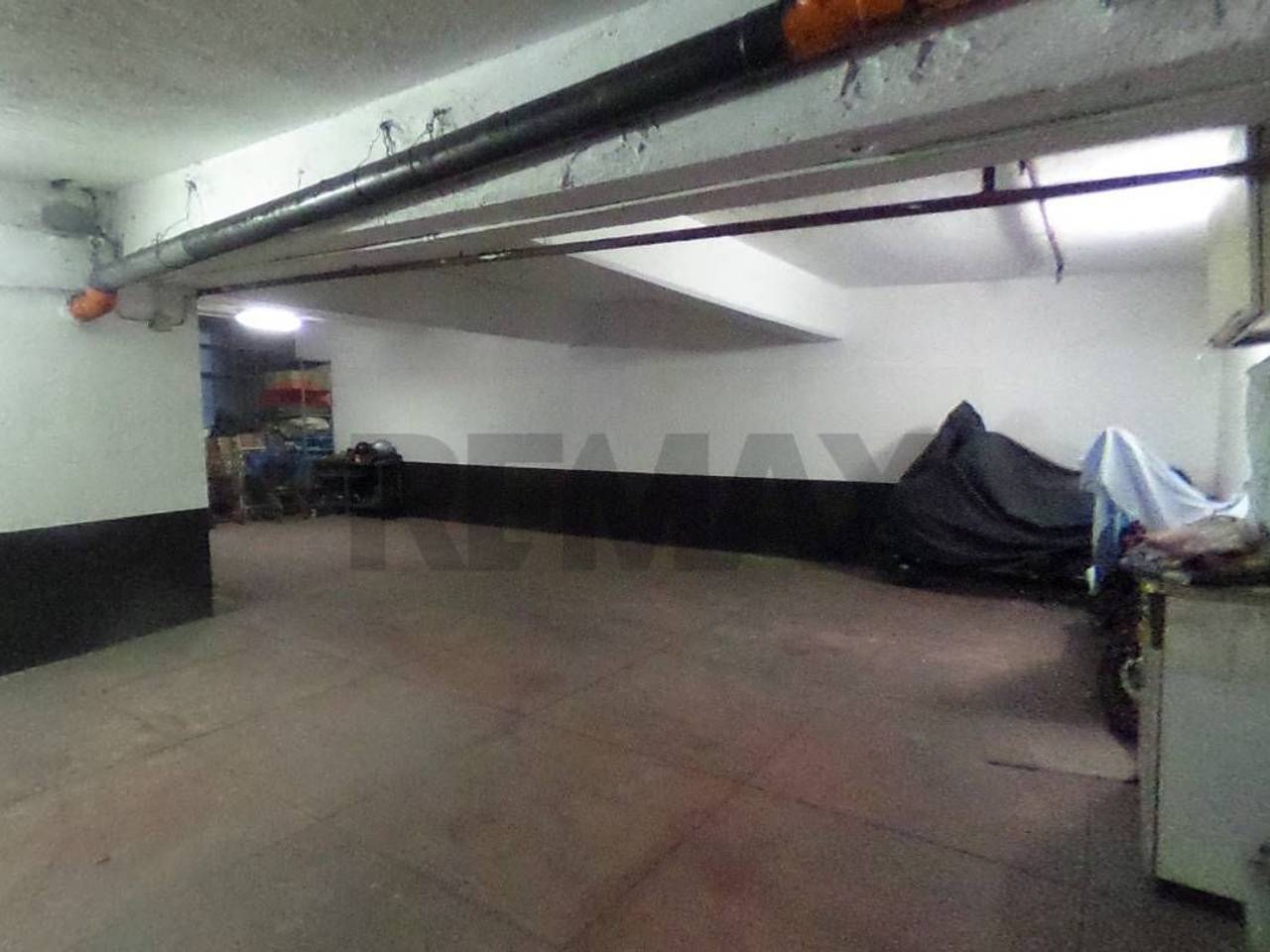 locale di sgombero in vendita a Torino in zona Lingotto