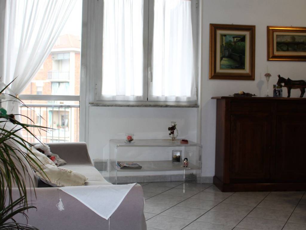 appartamento in vendita a Torino in zona Vallette