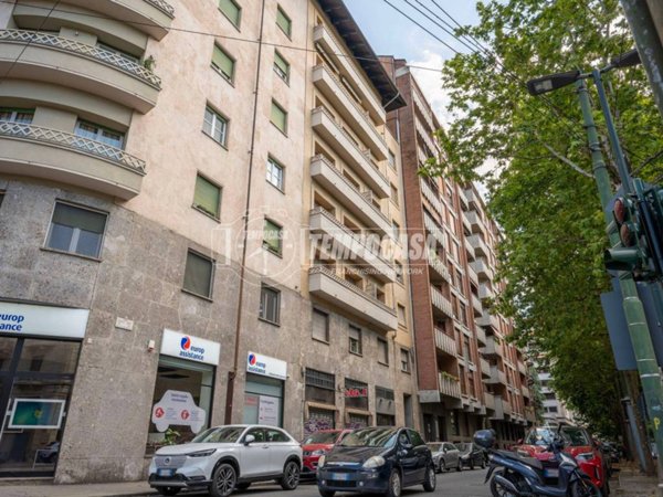 negozio in vendita a Torino in zona Crocetta