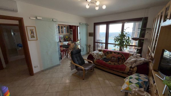 appartamento in vendita a Torino in zona Mirafiori Sud