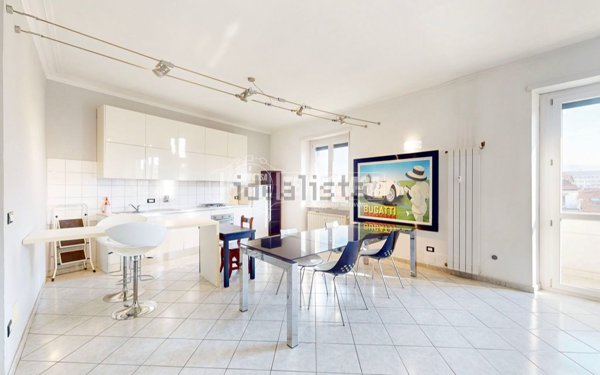 appartamento in vendita a Torino in zona Crocetta