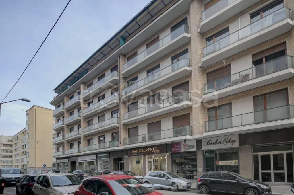appartamento in vendita a Torino in zona Santa Rita