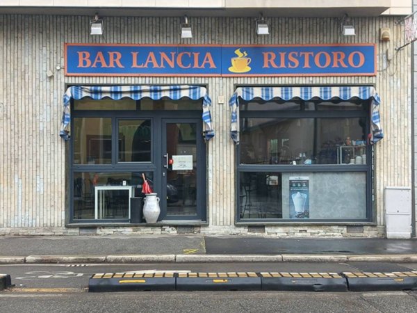 negozio in vendita a Torino in zona Borgo San Paolo