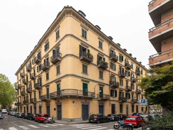 appartamento in vendita a Torino in zona Centro Storico