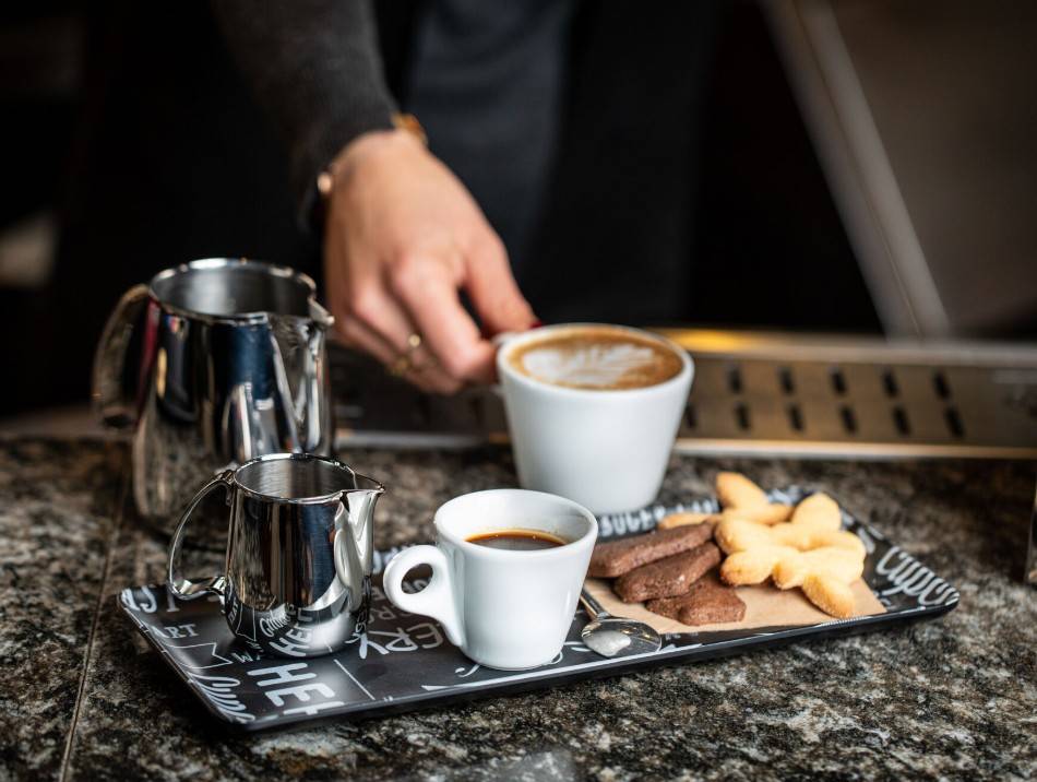 negozio in vendita a Torino in zona Borgo San Paolo