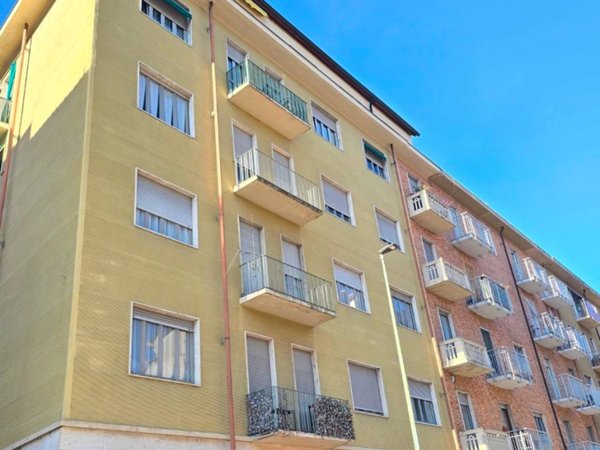 appartamento in vendita a Torino in zona Parella