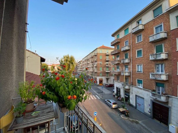 appartamento in vendita a Torino in zona Parella