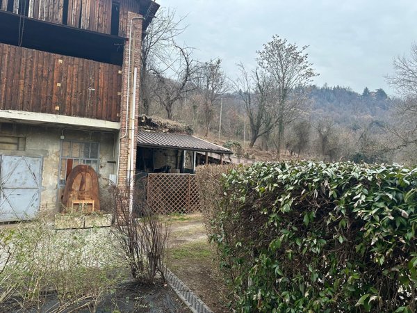 casa indipendente in vendita a Torino in zona Superga