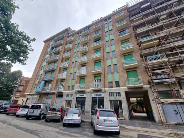 casa indipendente in vendita a Torino in zona Lingotto