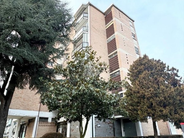 casa indipendente in vendita a Torino in zona Vallette