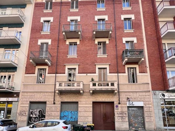 appartamento in vendita a Torino in zona Cenisia