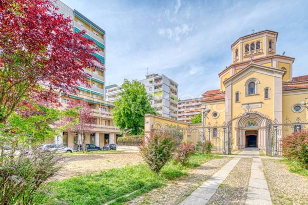 appartamento in vendita a Torino in zona Parella