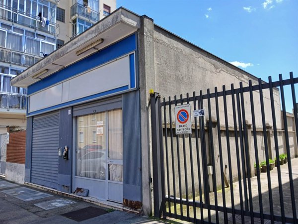 ufficio in vendita a Torino in zona Mirafiori Sud