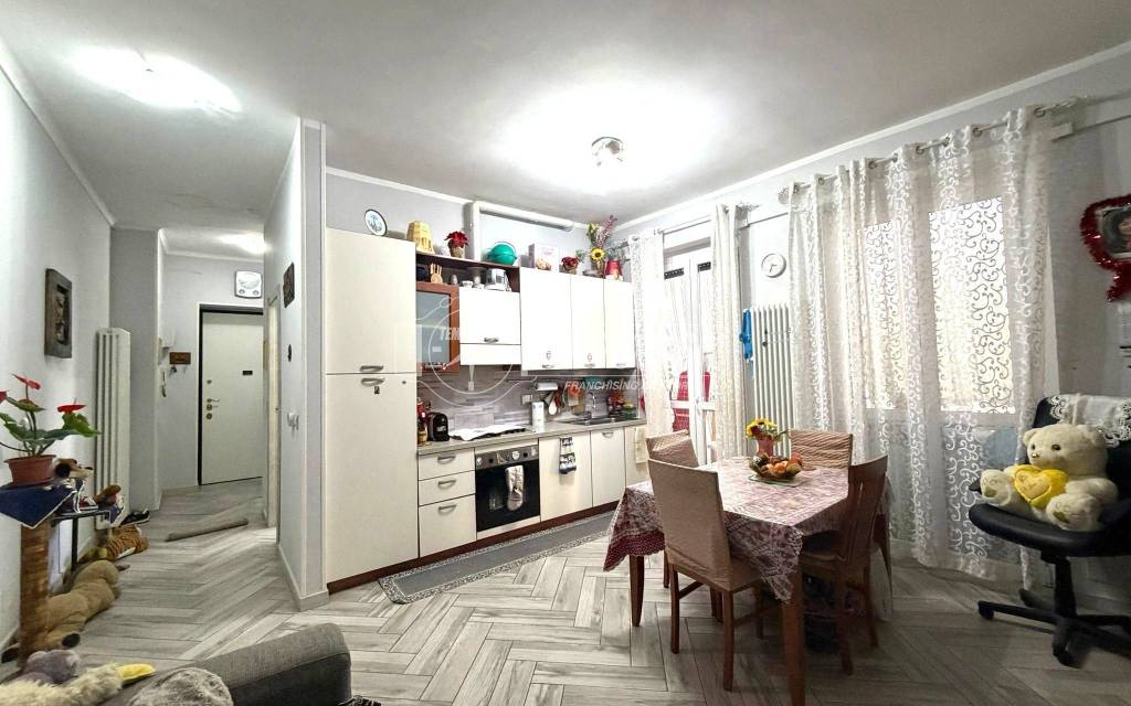 appartamento in vendita a Torino in zona Campidoglio