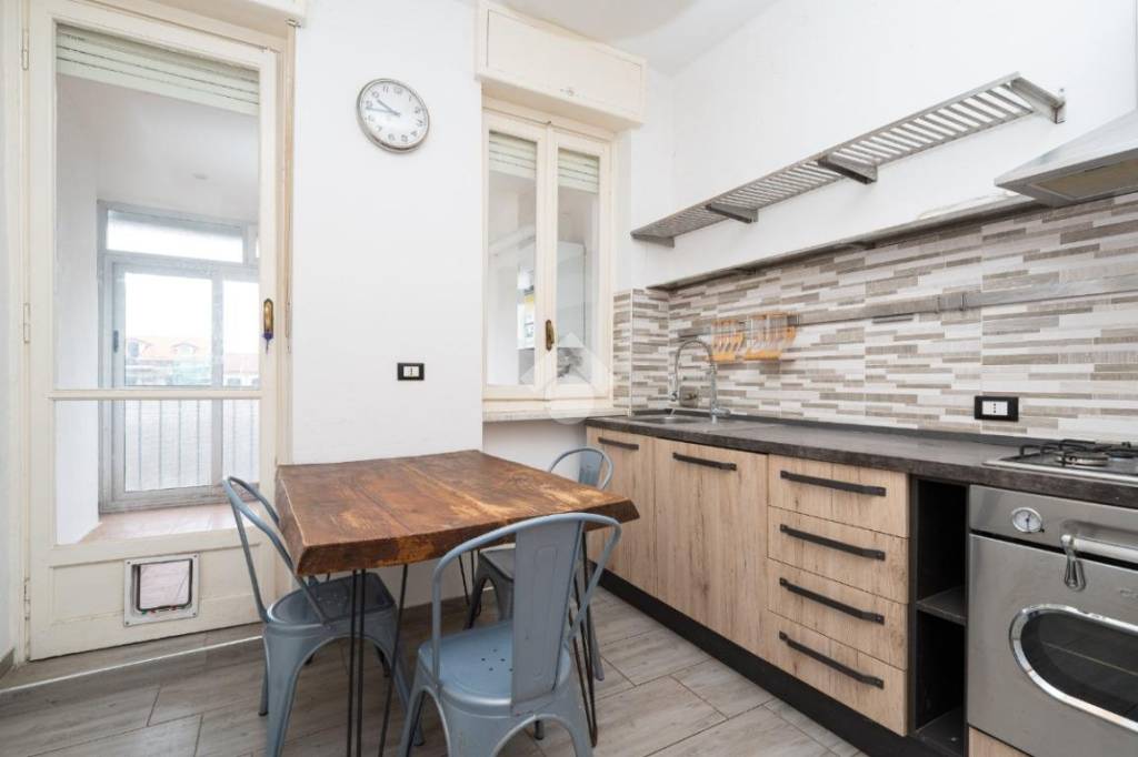 appartamento in vendita a Torino in zona Borgo San Paolo