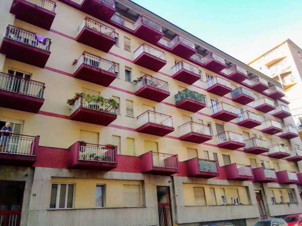 appartamento in vendita a Torino in zona Millefonti