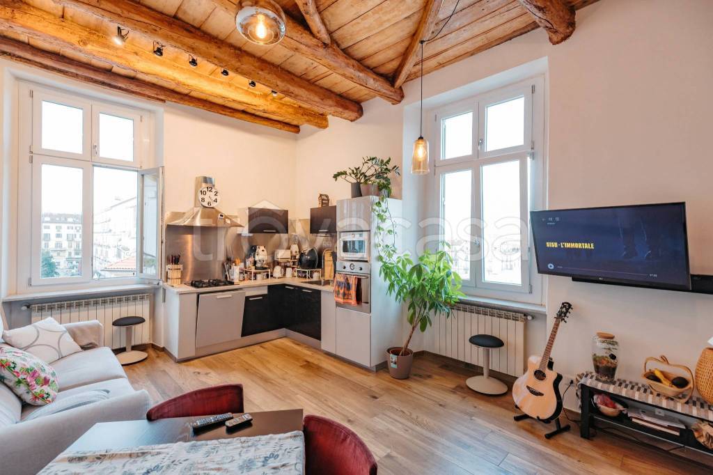 appartamento in vendita a Torino in zona Centro Storico