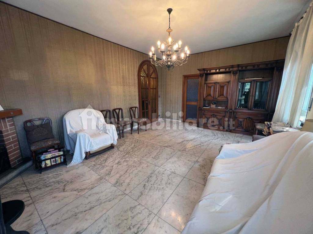 appartamento in vendita a Torino in zona Cavoretto